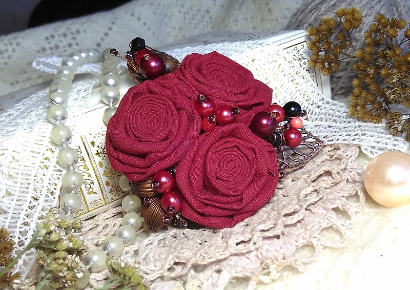 textile designer jewelry brooch with pearls and garnet in boho style - Bracelets - Other Materials Black