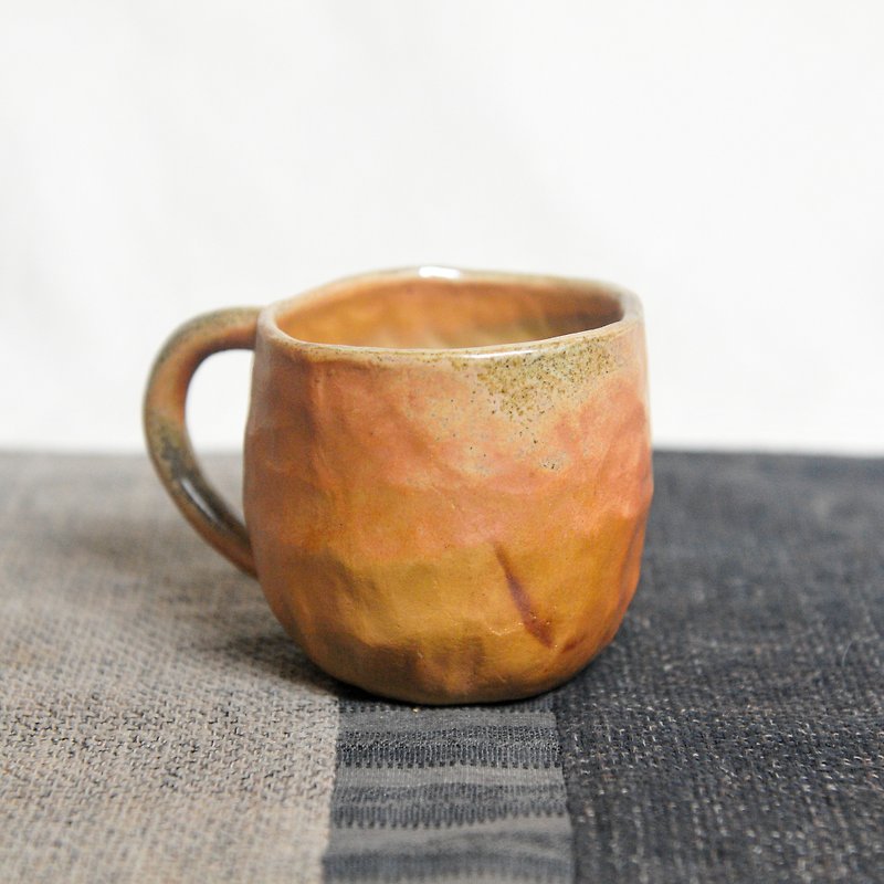 Firewood hand made. Red orange wrinkled mug - Mugs - Pottery Orange