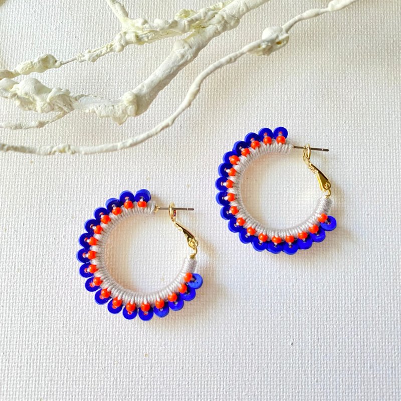 Dot hoop earrings Clip-On[navy] - ต่างหู - ผ้าฝ้าย/ผ้าลินิน หลากหลายสี