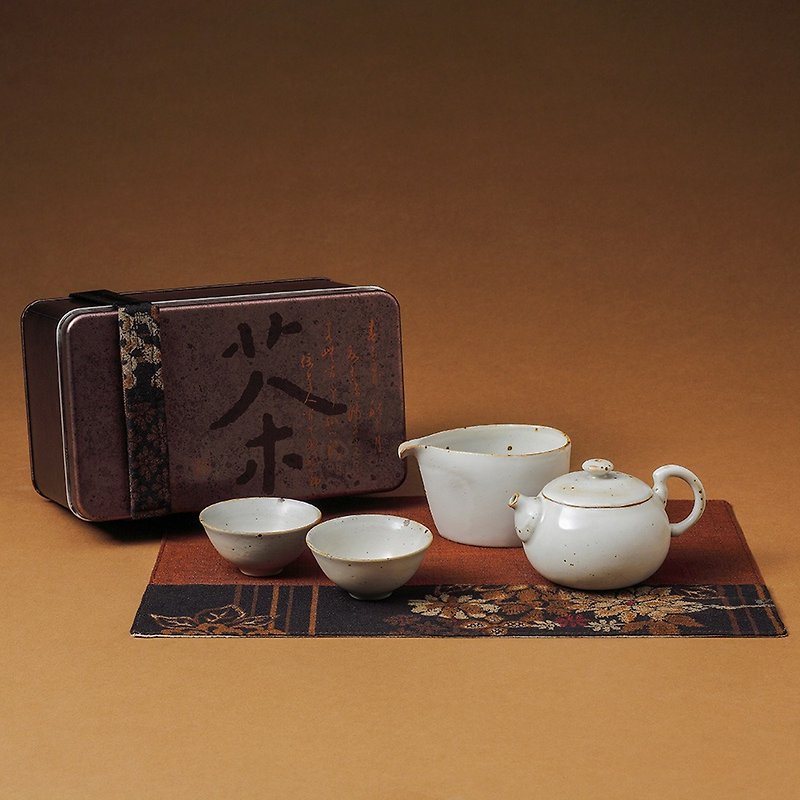 陶作坊  佇在款茶便當(岫白) - 茶壺/茶杯/茶具 - 其他材質 