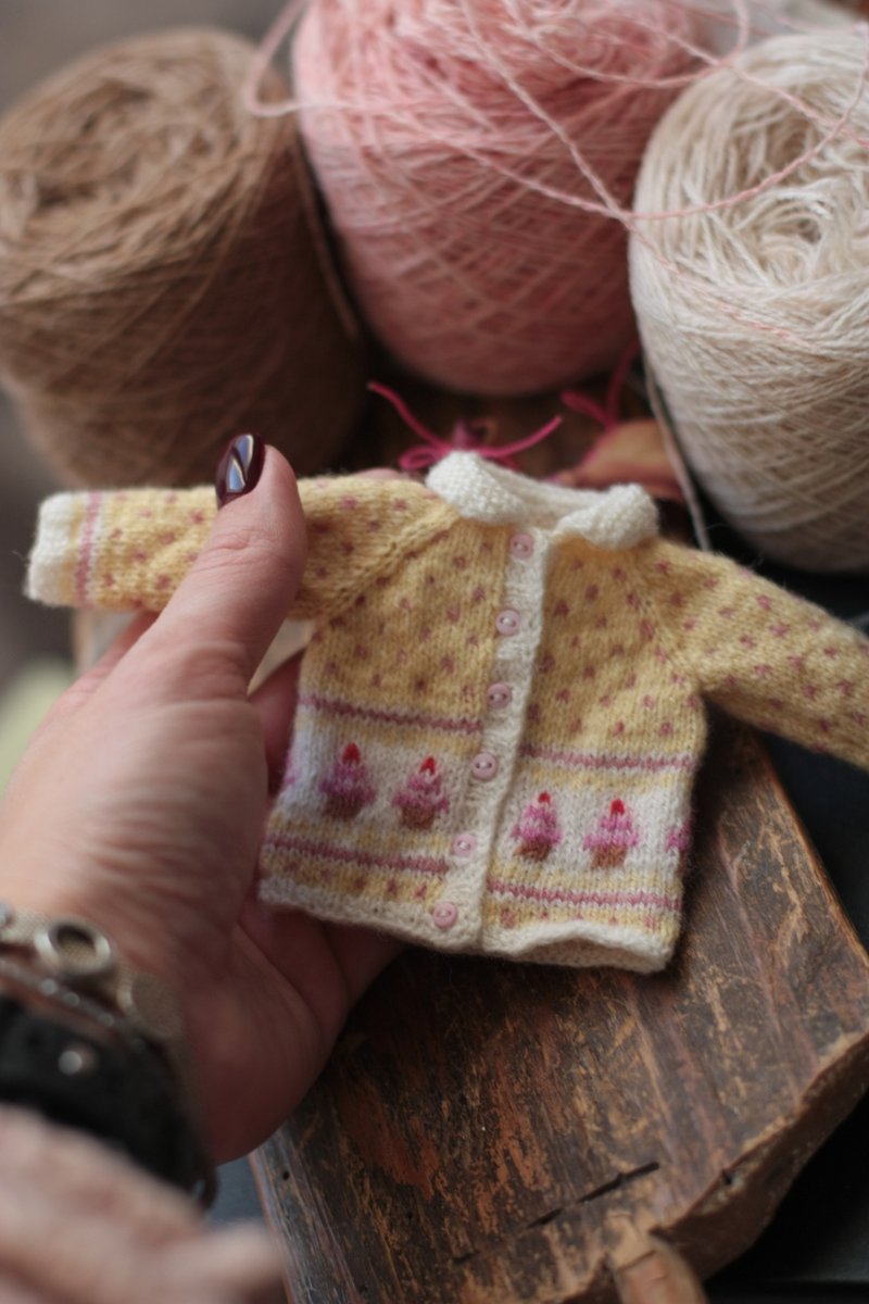 Sweater for Blythe Cupcake #3 - 公仔/玩偶 - 羊毛 黃色
