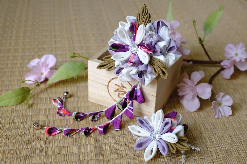 [Artichoke] つまみ fine hand made flower 簪 奌 奌 combination - white purple - Hair Accessories - Cotton & Hemp Purple
