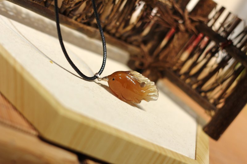 Zifeiyu Alxa sugar heart agate pendant pendant jewelry every year there are more than fish, and the next life will be all you - สร้อยคอ - หยก สีส้ม