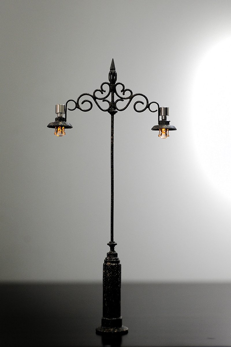 Pocket. Models. Miniature. European Style Streetlight 3 - Other - Other Metals 