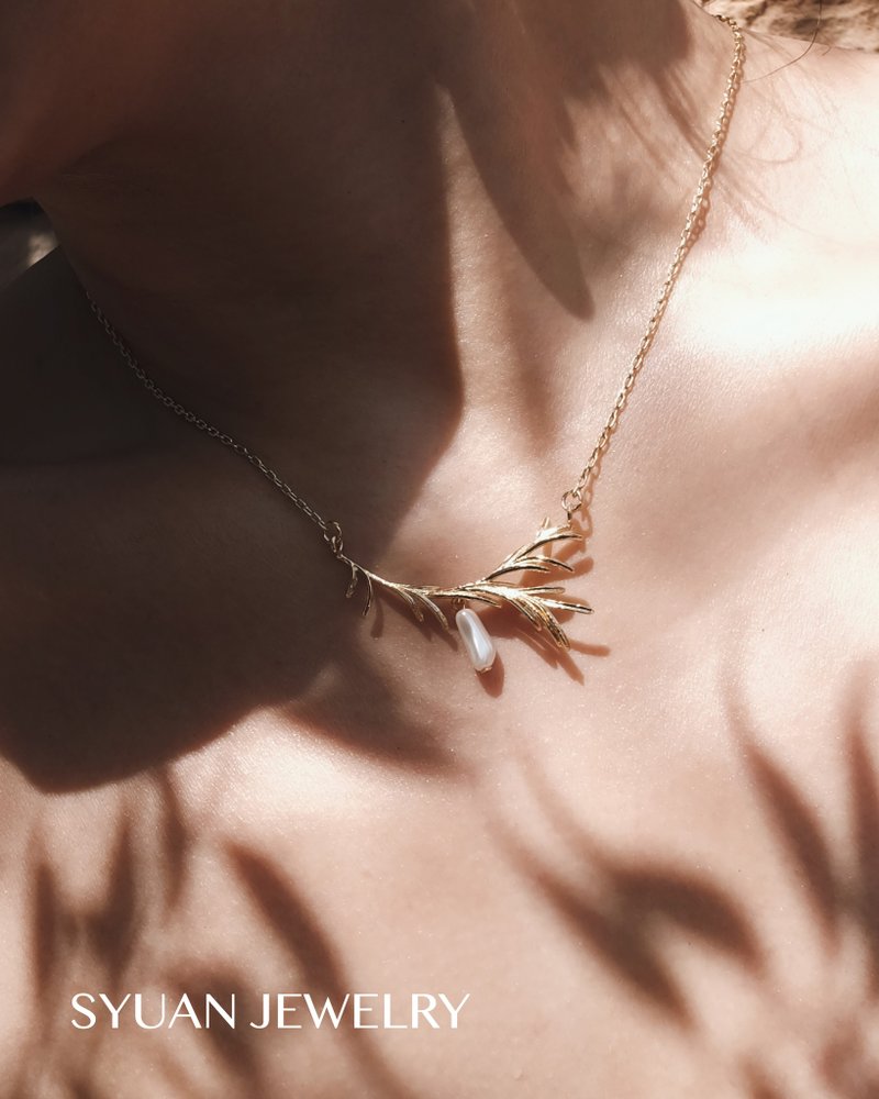 PYT Romance in South France_Verdant vitality blooming chain - Necklaces - Other Metals 