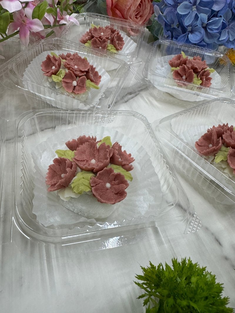 AY baker 韓式裱花 大福 麻糬 紅豆大福 紅豆麻糬 四葉草 幸運草 - 蛋糕/甜點 - 新鮮食材 粉紅色