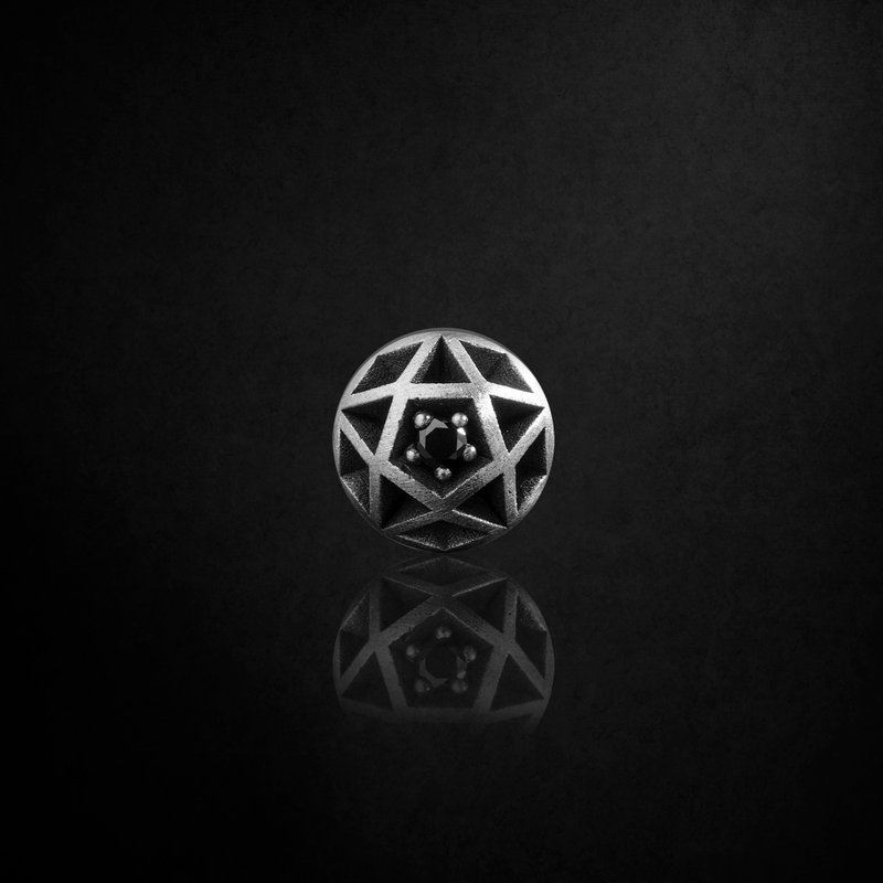 Casablanca - Black Diamond and 925k Oxidized Sterling Silver Stud Earring - 耳環/耳夾/耳骨夾 - 半寶石 
