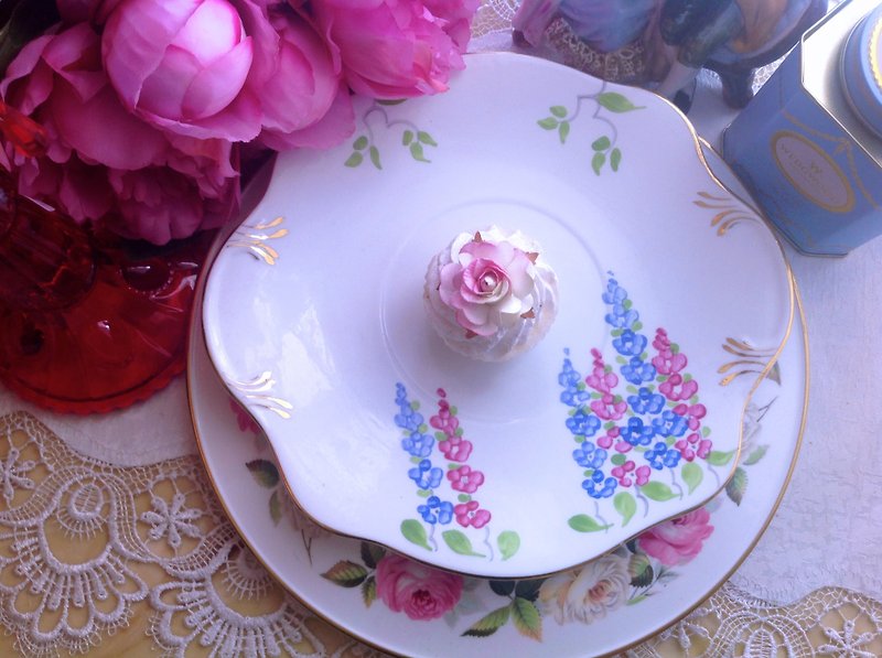 英國製骨瓷1940 年古董手繪骨瓷花卉蛋糕盤 點心盤 下午茶 - 小碟/醬油碟 - 瓷 多色