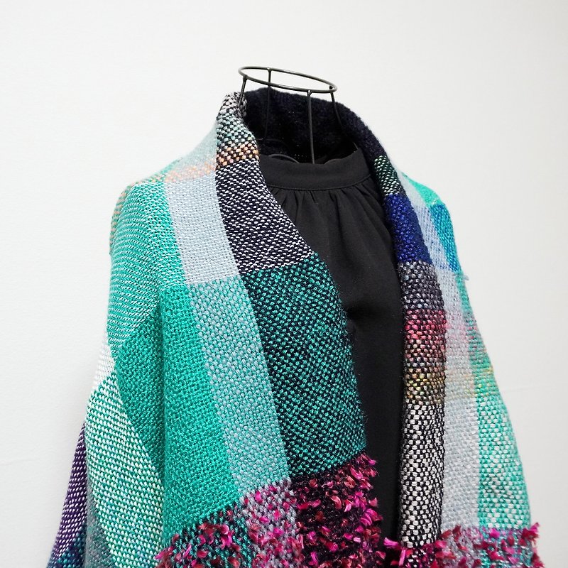 Large hand-woven blanket 66170 - ผ้าพันคอถัก - วัสดุอื่นๆ หลากหลายสี