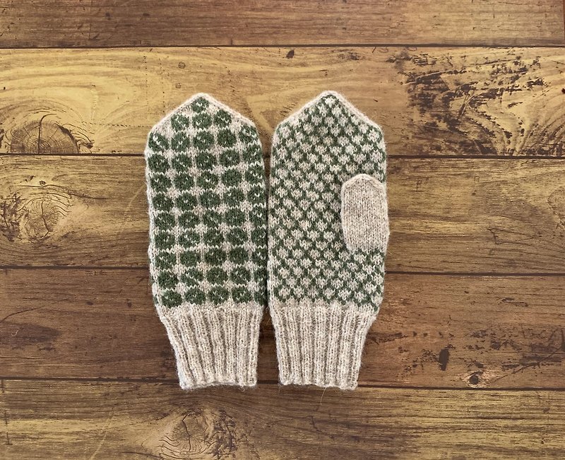 ラトビア伝統柄のミトン　ベージュ×グリーン - 手套 - 羊毛 綠色