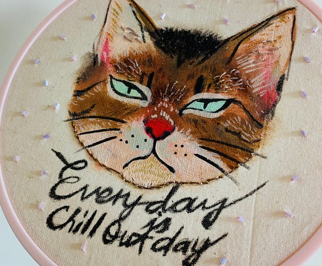 猫シリーズ 02 羊毛フェルト刺繍ホームウォールファニシング - ショップ everydayischilloutday 置物 - Pinkoi