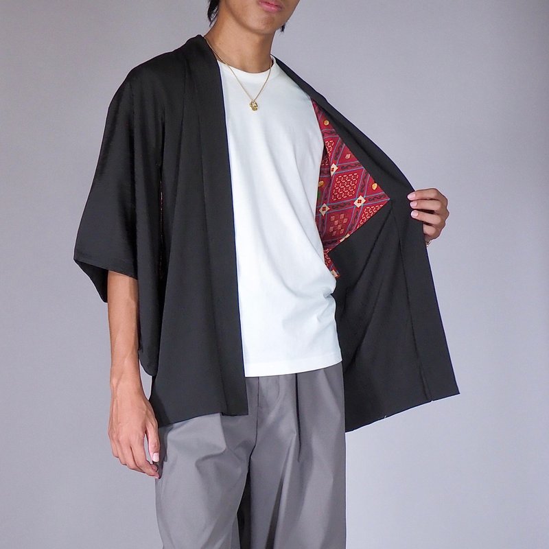 【日本製造】80 年代復古羽織男式和服夾克、黑色、吉祥圖案 - 男夾克/外套 - 絲．絹 黑色