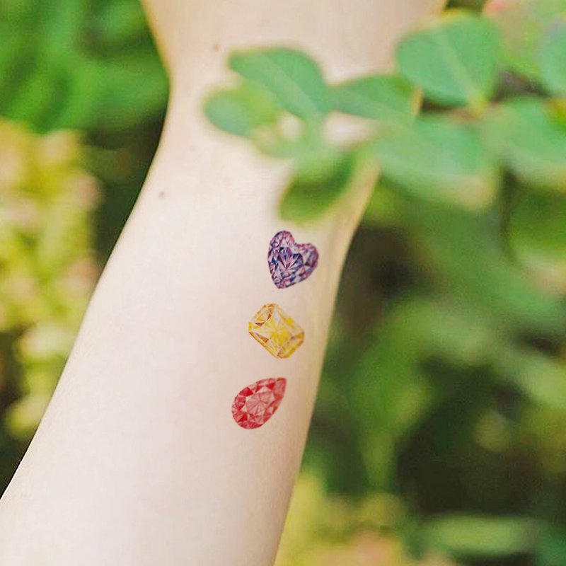 TU tattoo stickers -6 diamonds - Temporary Tattoos - Paper Multicolor