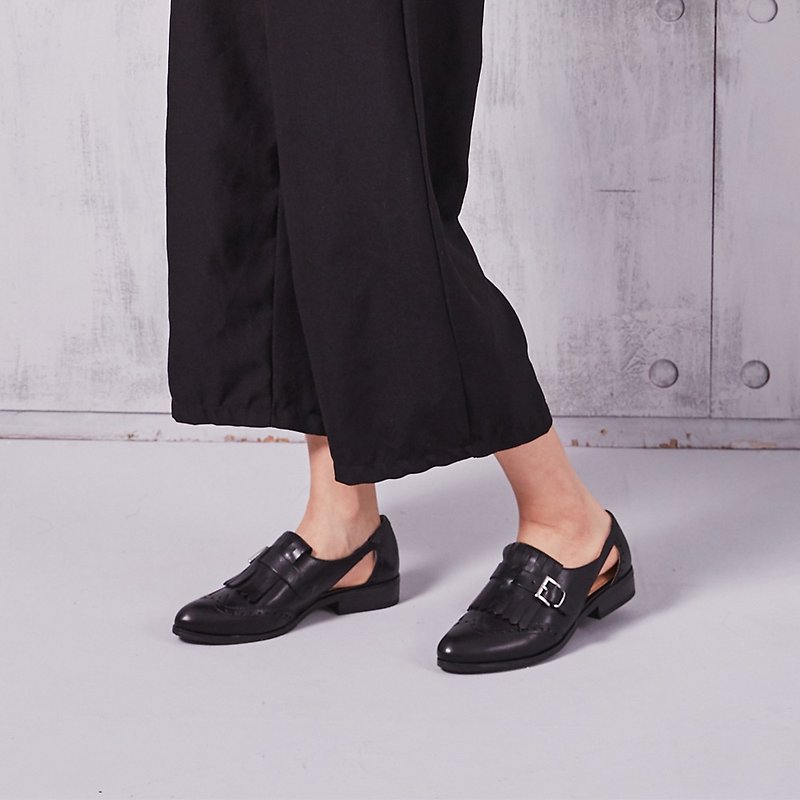 Limited Discount [Time Collection] Calfskin Wing Carved Side Hollow Tassel Loafers _ Texture Oil Black - Women's Oxford Shoes - Genuine Leather Black