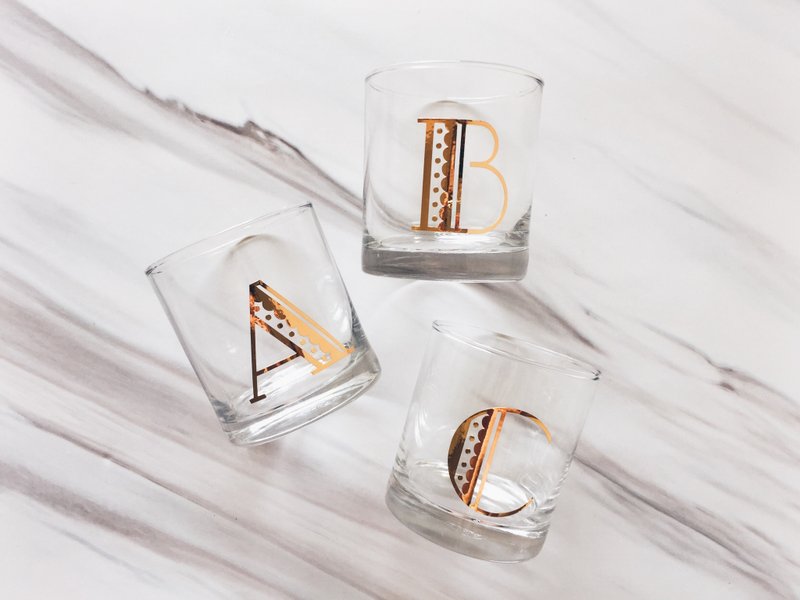 客製化威士忌杯 - 金色字母 - 1杯 - 咖啡杯/馬克杯 - 玻璃 金色