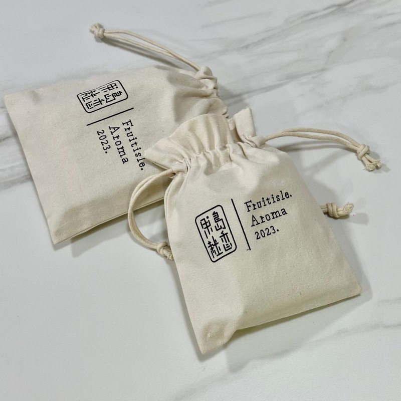 [Fruit Island Planting Fragrance] The drawstring storage bag can hold 6 bags of dried fruit tea - กระเป๋าเครื่องสำอาง - ผ้าฝ้าย/ผ้าลินิน สีกากี