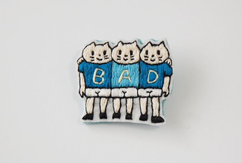 【受注制作】　BADボーイズ　刺繍ブローチ - 胸針 - 繡線 藍色