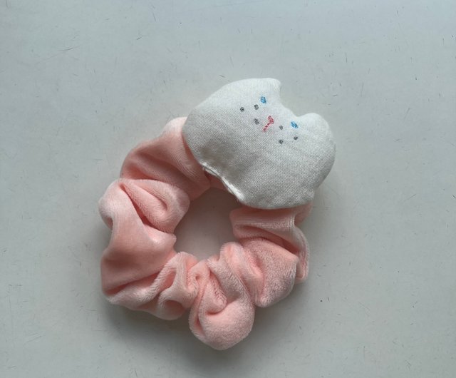 猫。ヘアゴム。シュシュ。猫の顔の刺繍 - ショップ 5