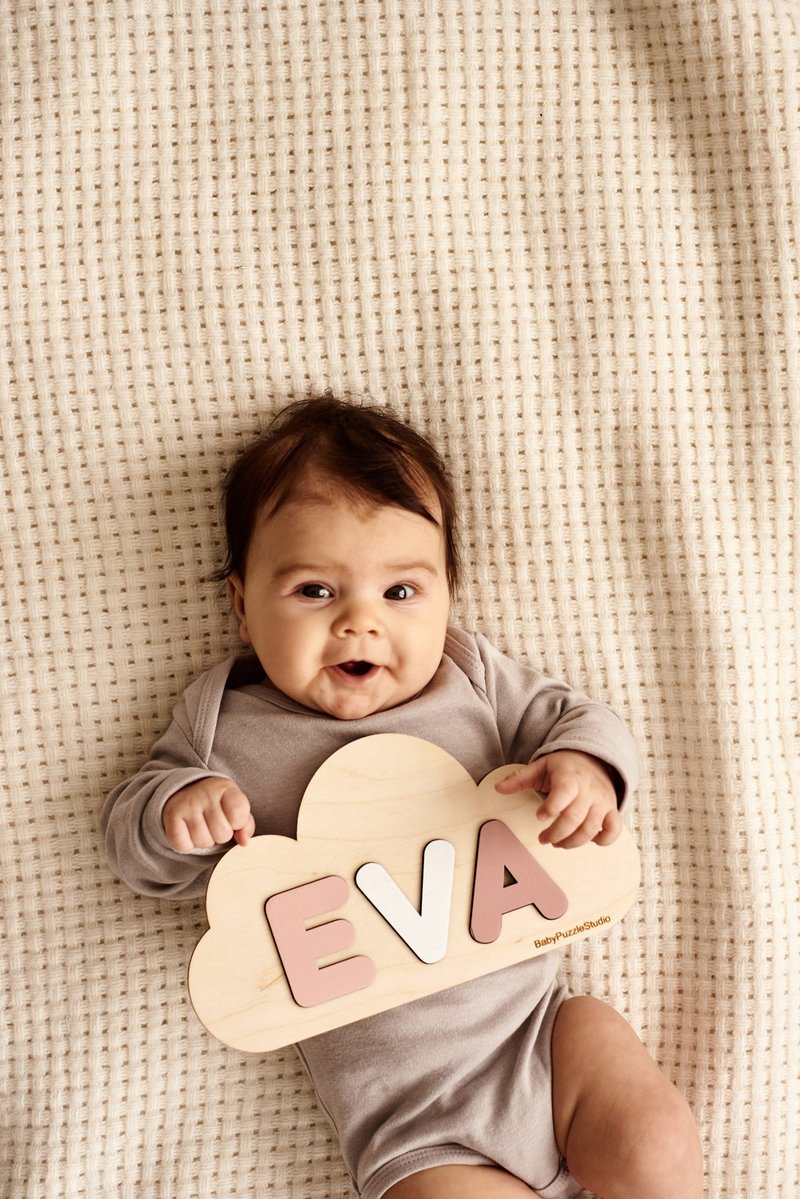 Customized Gift Baby Name Sign, Wooden Name Puzzle, Nursery Decor Cloud for Girl - ของขวัญวันครบรอบ - ไม้ หลากหลายสี