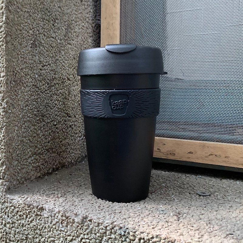Australian KeepCup Ultra Light Tumbler L - Obsidian - Mugs - Silicone Black