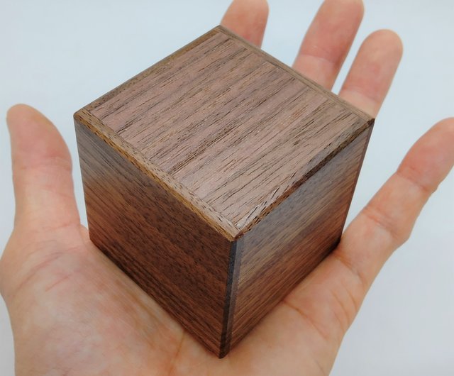 引出し付４回仕掛けキューブ秘密箱 ウォールナット材 パズル箱 からくり箱 - ショップ Japanese Puzzle Box 秘密箱 OKA  CRAFT その他 - Pinkoi