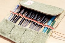 Colorful hand-feel roll pen case/hand-feel scroll/spring roll pen case-pen water color house brown elastic line