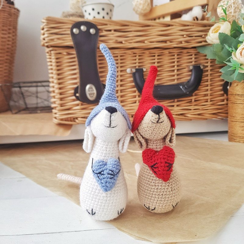 Set 2 Miniature gray mouse toys with hearts lovely gift for best friend family - 寶寶/兒童玩具/玩偶 - 棉．麻 灰色