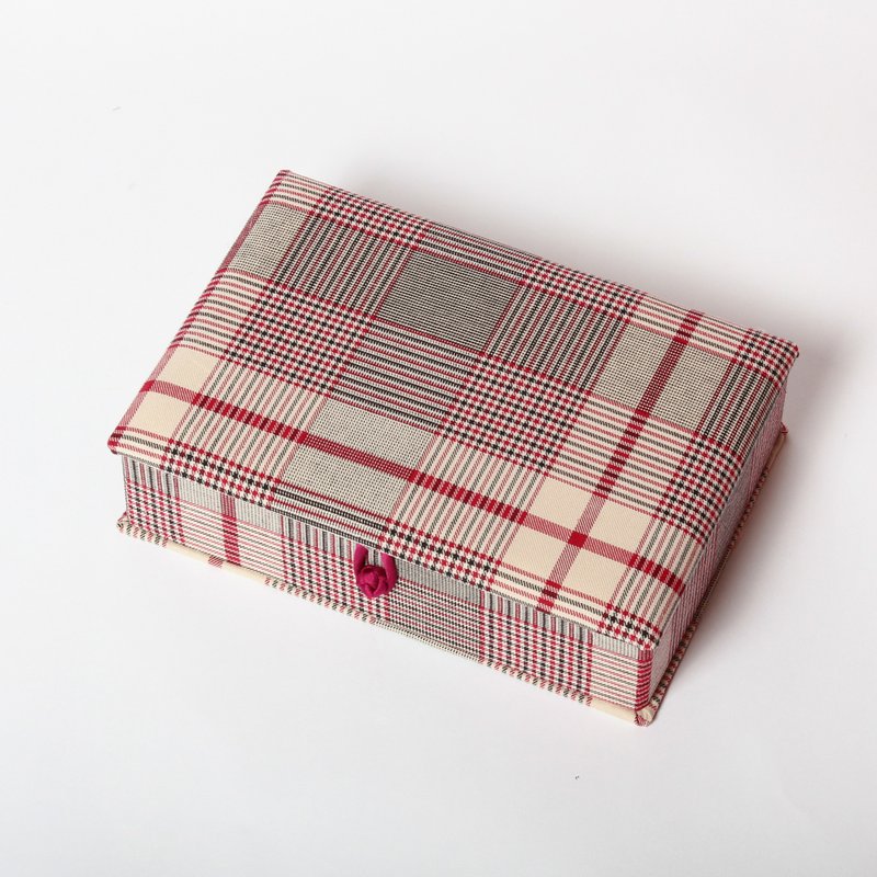 Glen Check Pattern storage box - กล่องเก็บของ - ผ้าฝ้าย/ผ้าลินิน สีแดง