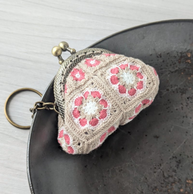 アフリカンフラワーのがま口 コインポーチ - コインケース・小銭入れ - ポリエステル カーキ