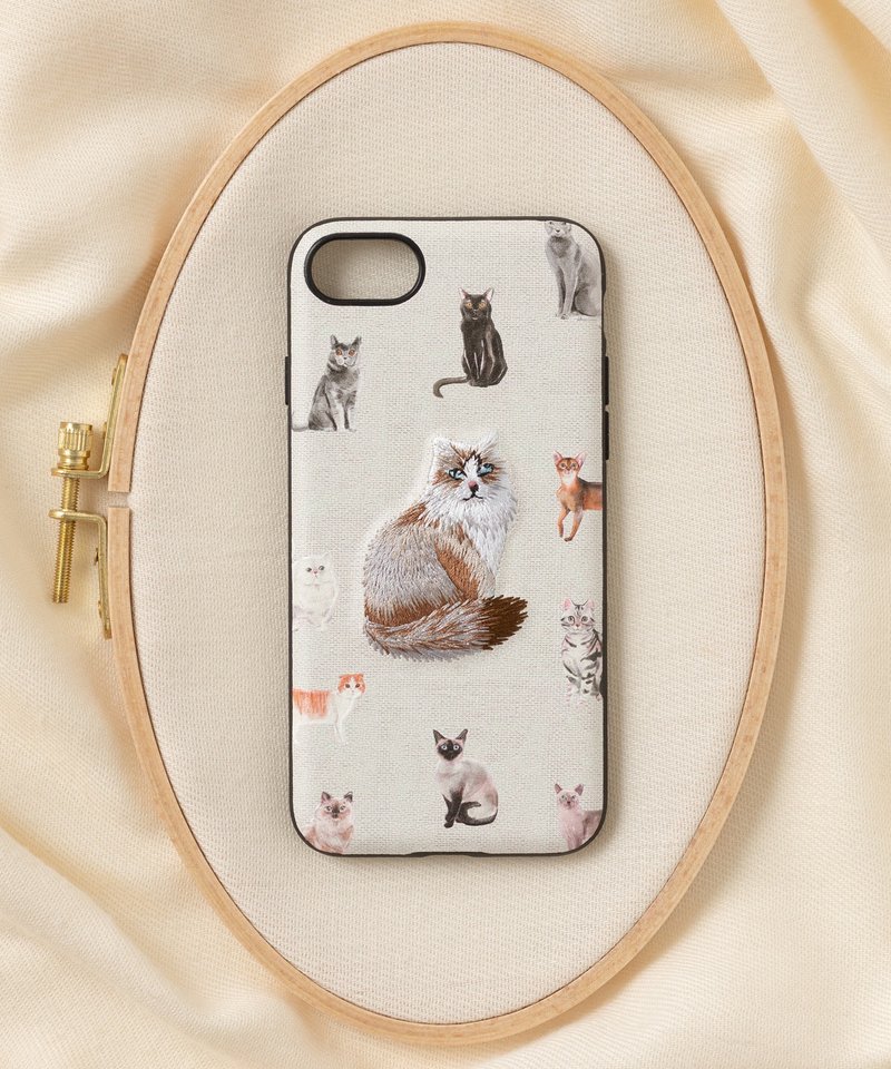 3D Embroidery Smartphone Case iPhone SE / 7/8 PBAT PU Leather Cat x Off-White - เคส/ซองมือถือ - เส้นใยสังเคราะห์ หลากหลายสี