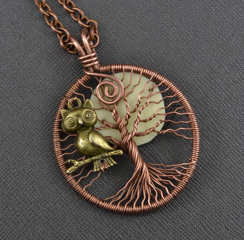 Handmade copper Owl in tree and Glow in the Dark full moon necklace pendant - สร้อยคอ - ทองแดงทองเหลือง สีนำ้ตาล