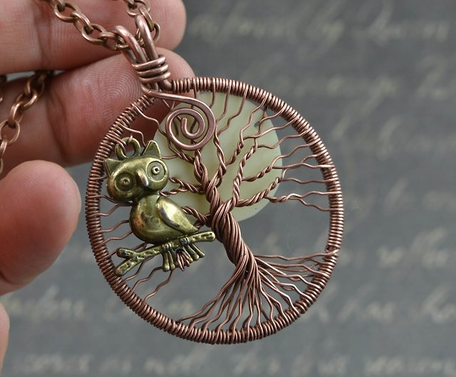 handmade antiqued copper pendant Details about   Ancient Great Horned Owl Full Moon Necklace 