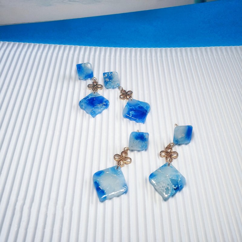 Blue Ocean | Large and small round edges and square styles | Earrings/earrings - ต่างหู - ดินเผา 