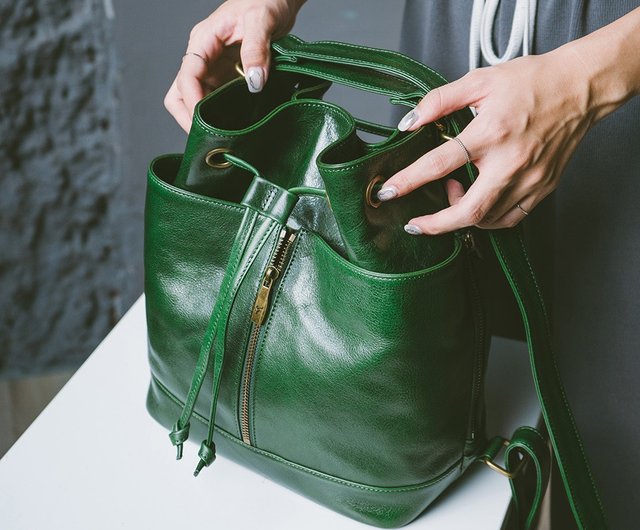 Vintage Coach drawstring deals bucket Bag