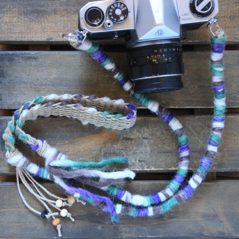 Lanyard/Autumn/Winter Limited Native Knit Camera Strap/Belt - ขาตั้งกล้อง - ขนแกะ สีเขียว