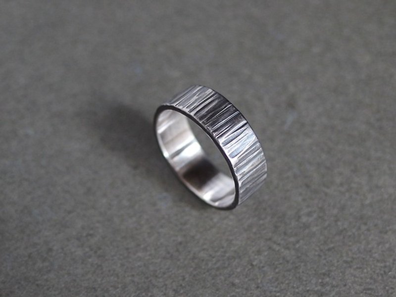 Wide version of tree grain forging sterling silver ring #16 - แหวนทั่วไป - โลหะ สีเงิน