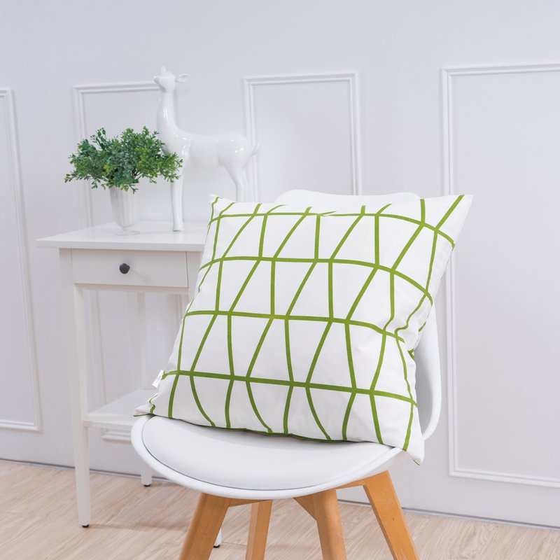 Simple Series Pillow-Staggered Green and White - หมอน - ผ้าฝ้าย/ผ้าลินิน 