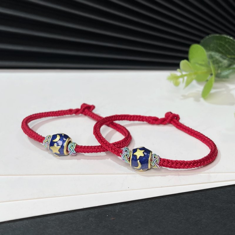Zodiac year red string bracelet hand-woven four-sided eight-strand diamond knot bracelet with star and moon transfer beads - Bracelets - Other Materials Red
