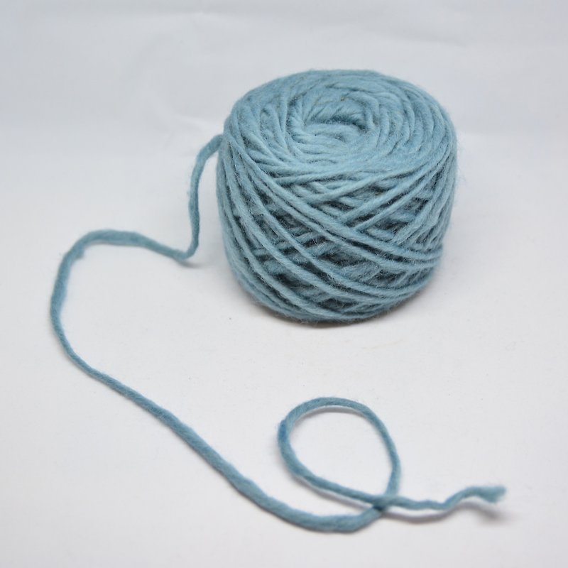 Hand 捻 rough wool line - lake blue - fair trade - เย็บปัก/ถักทอ/ใยขนแกะ - ขนแกะ สีน้ำเงิน