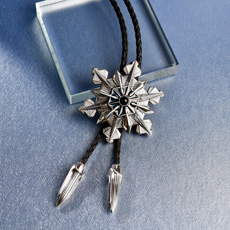 Duixue Paul Tie Bolo Tie Genuine Leather Necklace Leather Rope Tie Long Necklace Snowflake - Ties & Tie Clips - Genuine Leather Silver