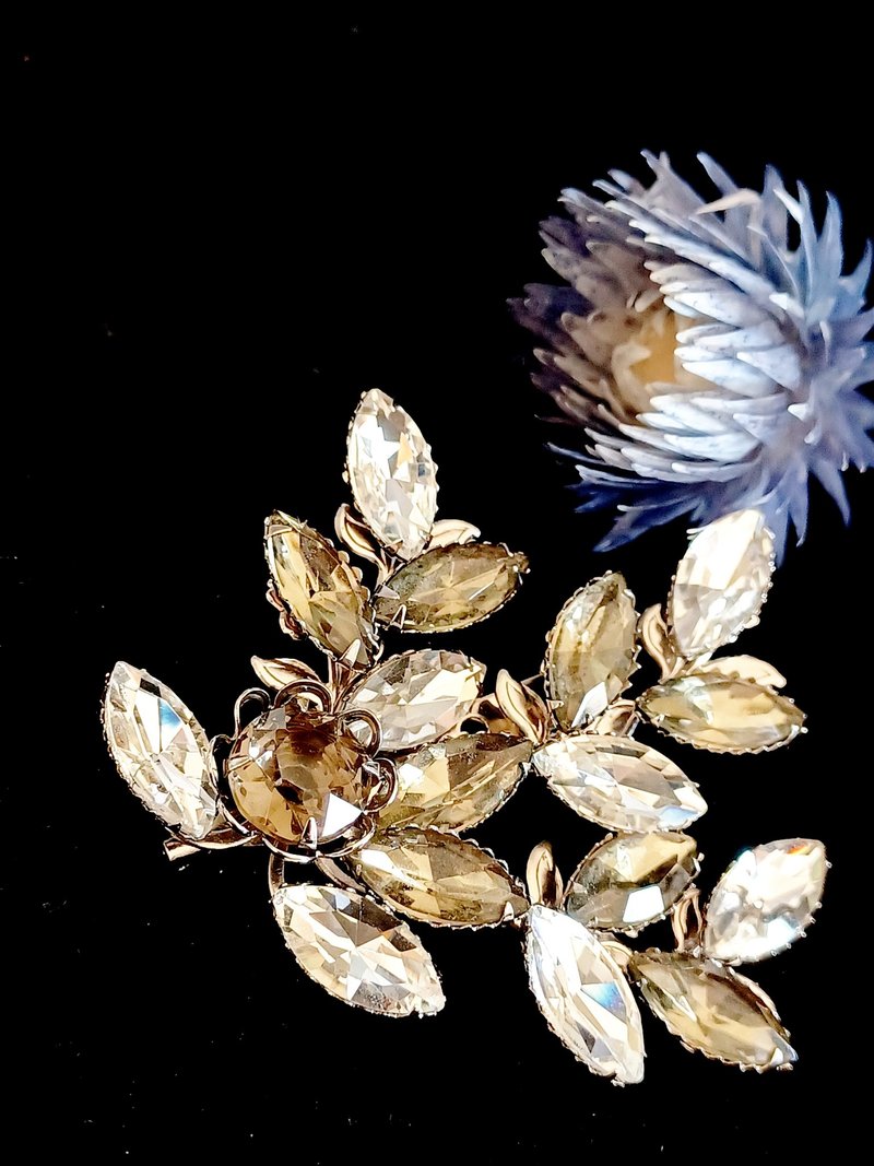 vintage jewelry  典雅雙色萊茵花葉 胸針 別針 - 胸針 - 其他金屬 