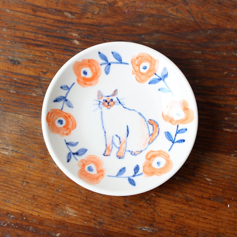 Siamese cat with orange flower small dish - Small Plates & Saucers - Pottery Orange