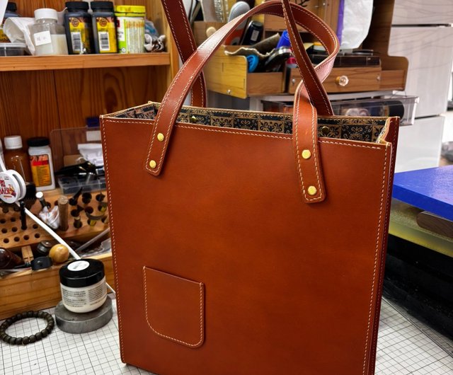 Vintage Italian store full grain leather handbag