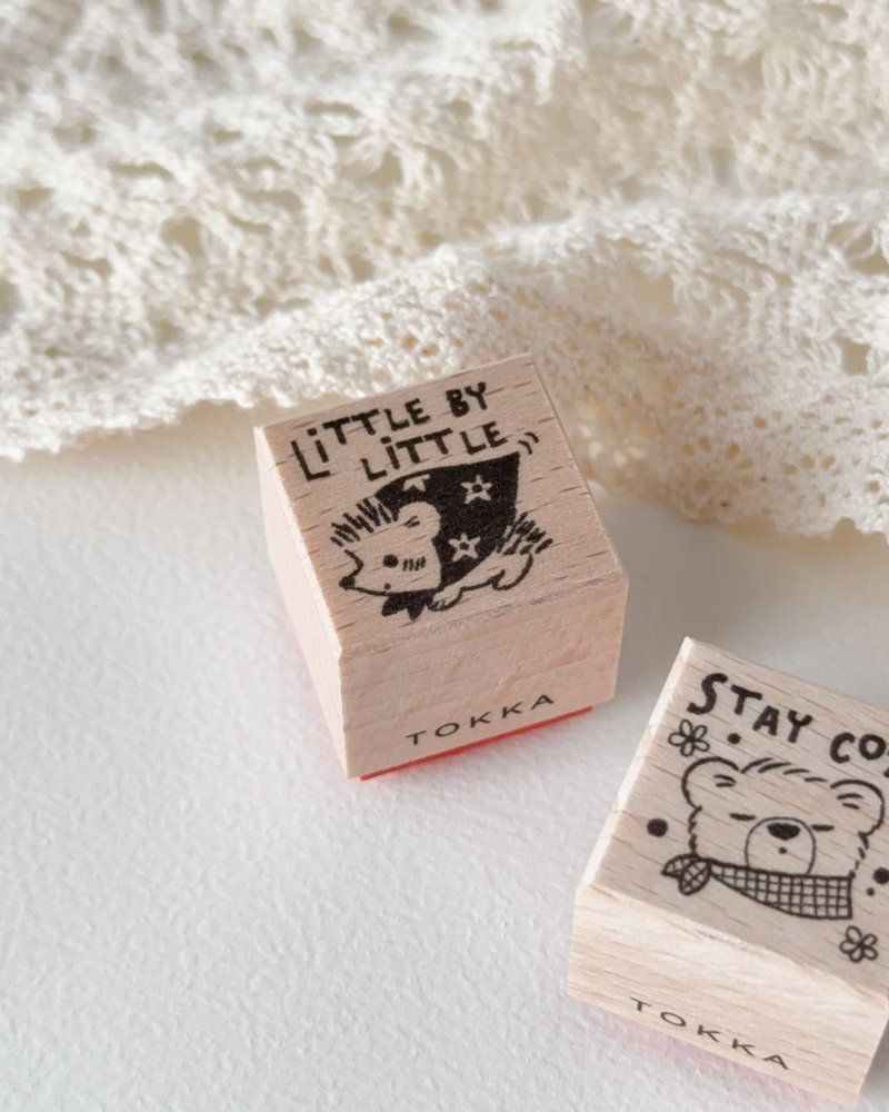 【Pinkoi先行販売】ハリネズミの2×2cmラバースタンプ  | ちいさな一歩　手帳や日記にエールを - 印章/印台 - 木頭 