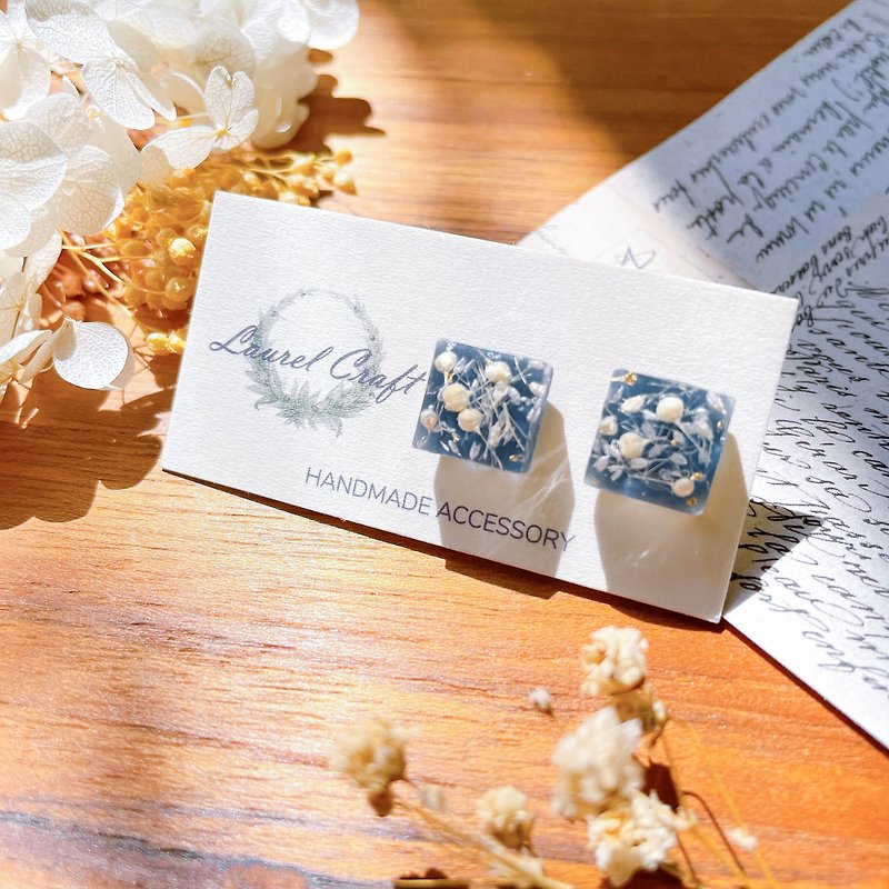 Morandi series dark blue liberty square 925 silver earrings/ clip on - ต่างหู - พืช/ดอกไม้ สีน้ำเงิน