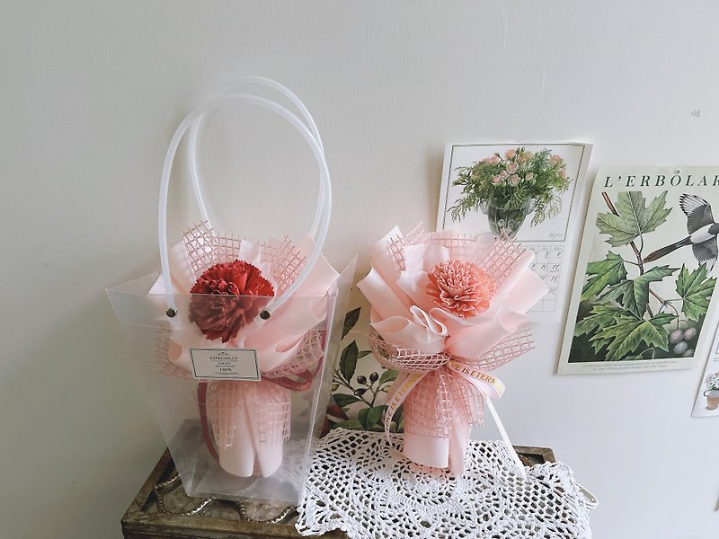 Fast shipping - Mother's Day bouquet fashionable small plaid Sola plant diffuser flowers pink.red - ของวางตกแต่ง - พืช/ดอกไม้ สีแดง