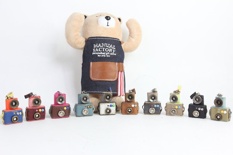 [Maple Cow Leather] Handmade Mini Retro Small Flash Camera x Doll x Doll (Cultural and Creative/Leather) - Leather Goods - Genuine Leather Multicolor