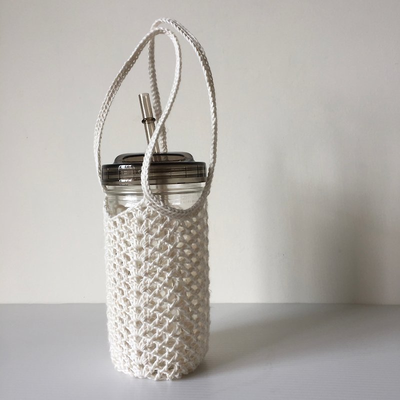 Xiao fabric mason cup straight bottle Miya ramie hand-woven double ear bag M - Beverage Holders & Bags - Cotton & Hemp White