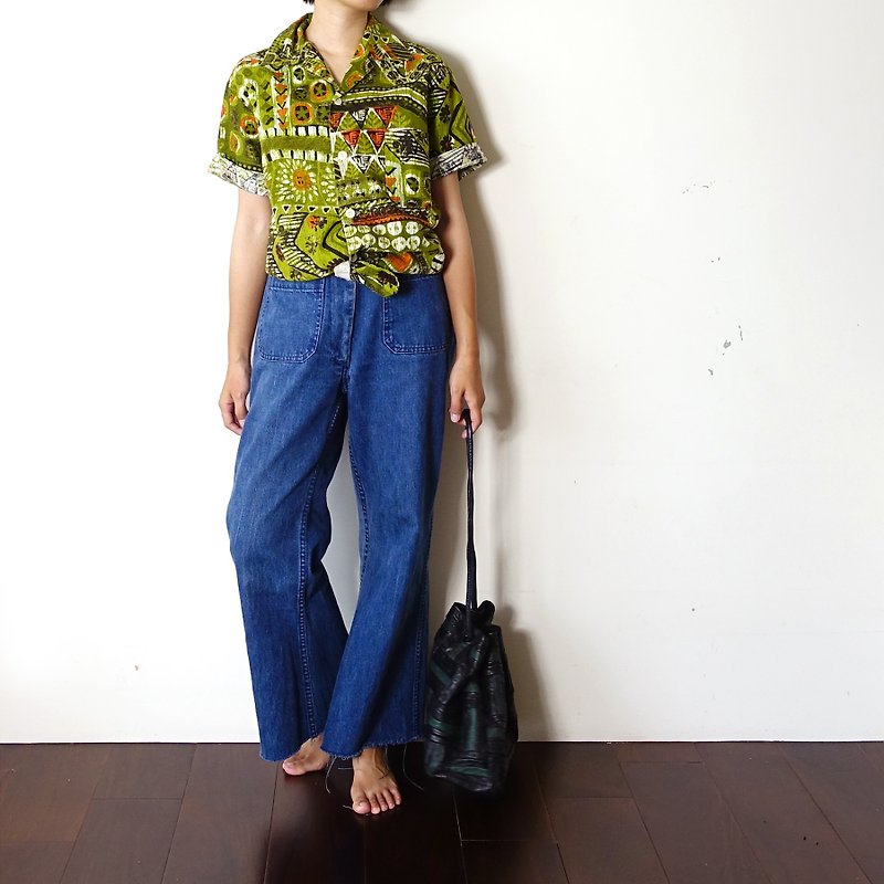 BajuTua/古著/ 日製 夏威夷 立體織紋襯衫- 蠟染幾何花紋 - 男襯衫/休閒襯衫 - 棉．麻 綠色
