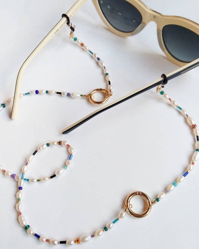Eyeglasses and mask multifuncional Chaín holder with natural pearls - 太陽眼鏡/墨鏡 - 寶石 多色